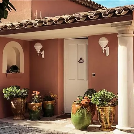 Villa Pura Vida Sainte-Maxime Villa *
